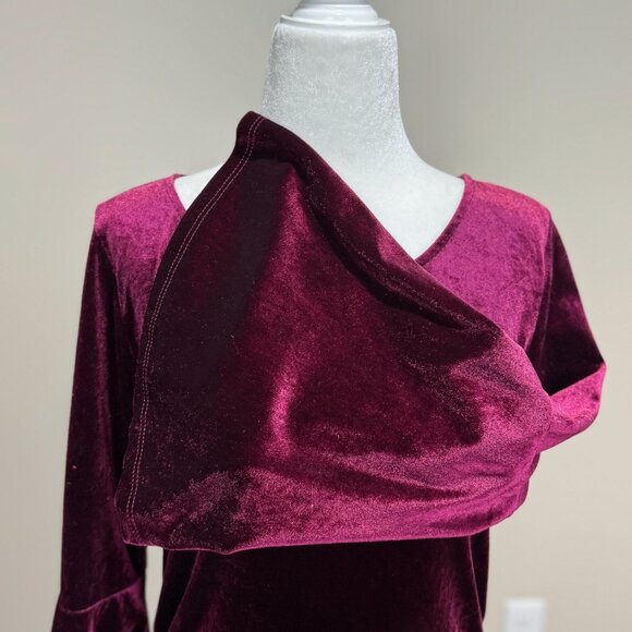 My Bump M Maternity Dress Velvet Burgundy Bell Sleeve Soft Stretch Holiday Party - Picture 5 of 11